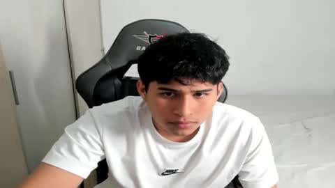 jhonny_dickm online show from September 28, 6:39 pm