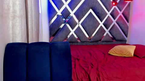 jhonny online show from March 9, 7:01 am