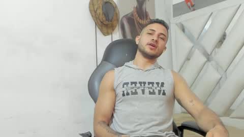 jhonny online show from February 3, 3:53 am