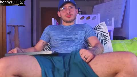 jhonny and friend online show from November 19, 8:29 pm