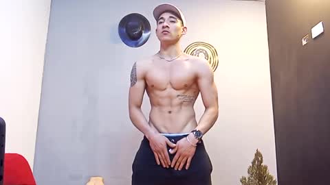 jhonny_thes28 online show from October 7, 12:06 am