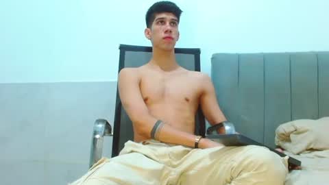 jhony_sex3 online show from July 2, 7:35 am