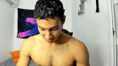 Snapshot of jhosep_hamilton chatting on October 11, 6:55 pm jhosep_hamilton online show from October 11, 6:55 pm