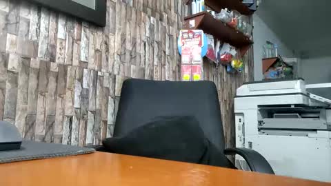 jhosuamoore2 online show from October 7, 10:39 pm