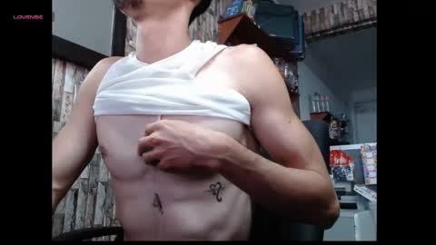 jhosuamoore2 online show from April 20, 10:13 pm