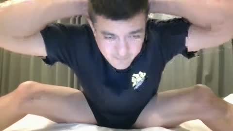 jhwozy online show from January 27, 4:33 pm