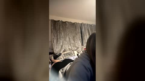 Jiggly Jessie online show from February 2, 1:47 am