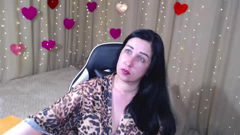 Jill online show from May 5, 2:51 am