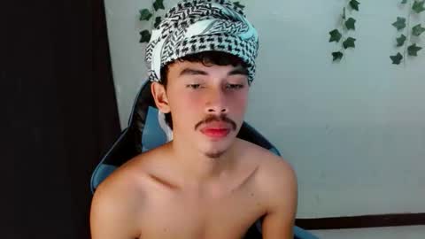 Snapshot of jim_cumxx chatting on September 13, 10:39 am JIMBOY online show from September 13, 10:39 am