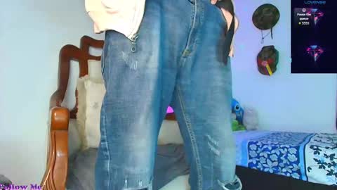 Jimm  Independent Model  online show from December 14, 2:29 am