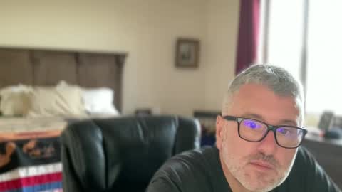 Dad of Three online show from February 19, 3:05 pm