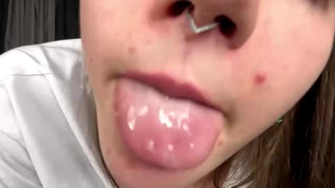 Jinny online show from October 15, 6:31 pm