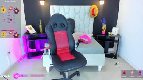 kim online show from May 19, 2:18 am
