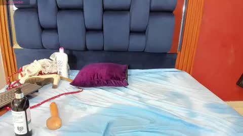 jisooluv online show from November 15, 8:32 pm