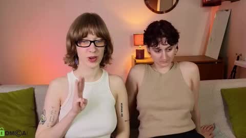 Hey Guys We are Julia ginger  Tina brunette online show from October 11, 9:07 pm