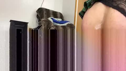 Bubble Butt Bae online show from March 1, 9:13 am