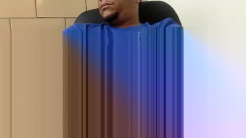 Holmesfifth online show from December 2, 7:00 pm