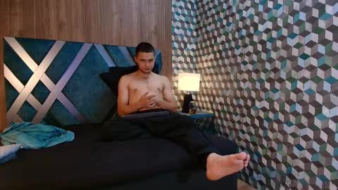  Joao online show from April 7, 9:17 pm