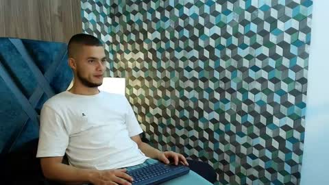  Joao online show from May 30, 2:10 am