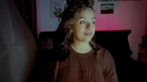 Johana              online show from November 27, 10:12 am