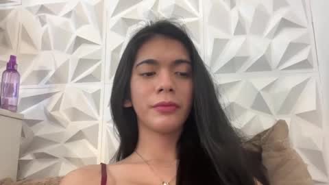 Snapshot of joanaemerald chatting on February 23, 7:33 am joana online show from February 23, 7:33 am