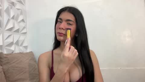 Snapshot of joanaemerald chatting on February 28, 5:37 am joana online show from February 28, 5:37 am