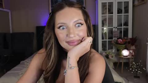 Joanne online show from February 11, 11:42 am