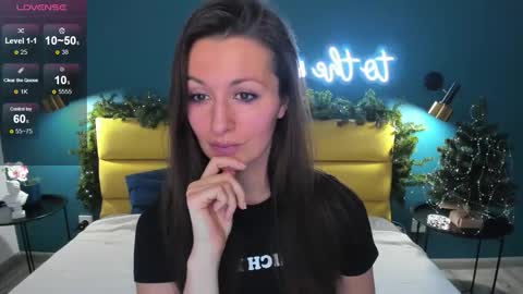 Joan online show from December 18, 1:34 am