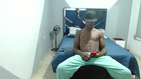 joao_leao online show from November 14, 11:34 am