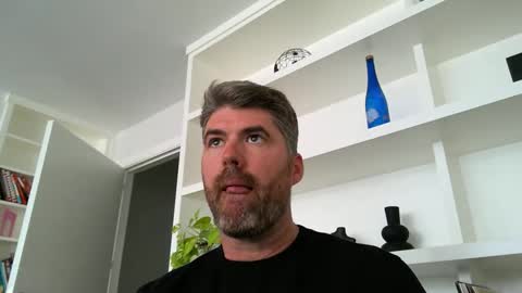 joaquinix123 online show from September 30, 10:48 am