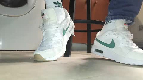 GUILLAUME feet and socks online show from January 27, 10:49 am