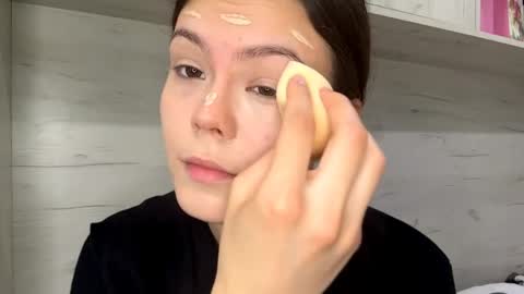 Mila online show from April 7, 10:17 am