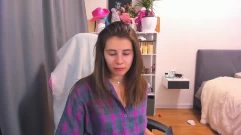  nude photos videos  online show from December 2, 3:31 pm