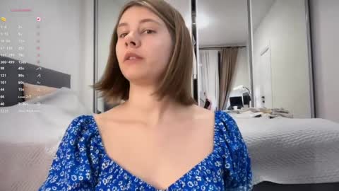  nude photos videos  online show from April 4, 6:15 pm