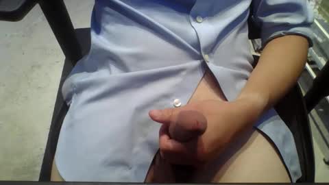 joejoe_1985 online show from May 6, 6:36 pm