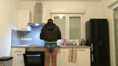Snapshot of joejose03 chatting on October 1, 5:56 pm joejose03 online show from October 1, 5:56 pm
