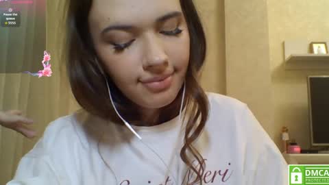 Jennifer online show from April 16, 9:50 pm