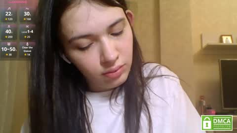 Jennifer online show from June 3, 6:46 pm