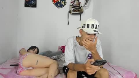 johan_and_antonella online show from September 24, 5:36 am