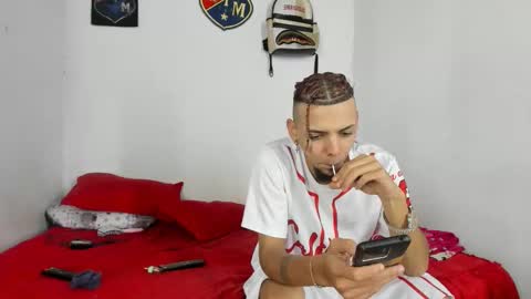 johan_and_antonella online show from November 1, 3:18 am