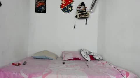 johan_and_antonella online show from September 30, 3:17 am