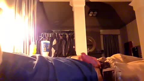 john0131739980 online show from March 5, 6:26 pm