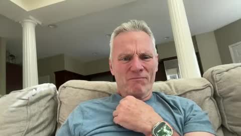 JackJack online show from October 1, 7:02 pm