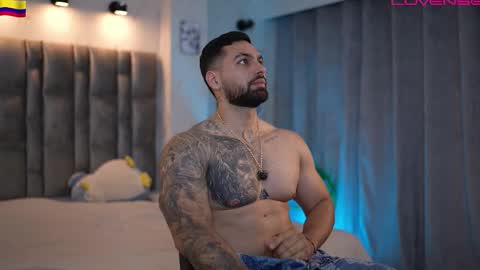 john online show from February 23, 6:32 pm