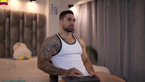 john online show from October 11, 12:04 am