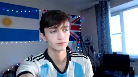 john_winx online show from March 12, 1:04 pm