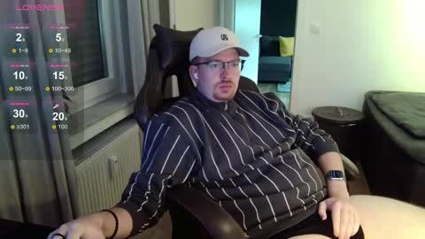 Jones online show from December 1, 7:27 pm