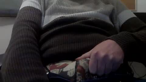 Snapshot of johnjerkof chatting on January 14, 8:48 pm johnjerkof online show from January 14, 8:48 pm