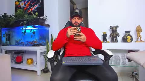 JOHNNY online show from January 6, 11:42 pm