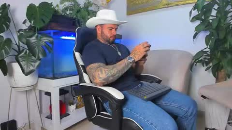 JOHNNY online show from March 1, 1:54 am